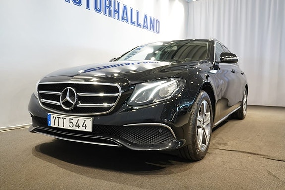Mercedes-Benz E200 2 of 15