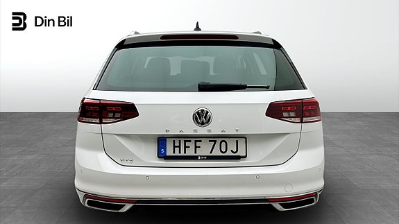 Volkswagen Passat 5 of 5