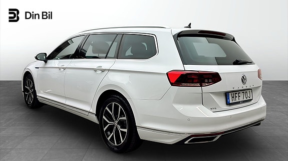Volkswagen Passat 3 of 5