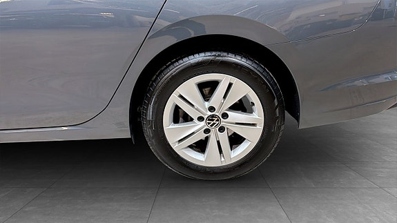 Volkswagen Golf I 6 of 21