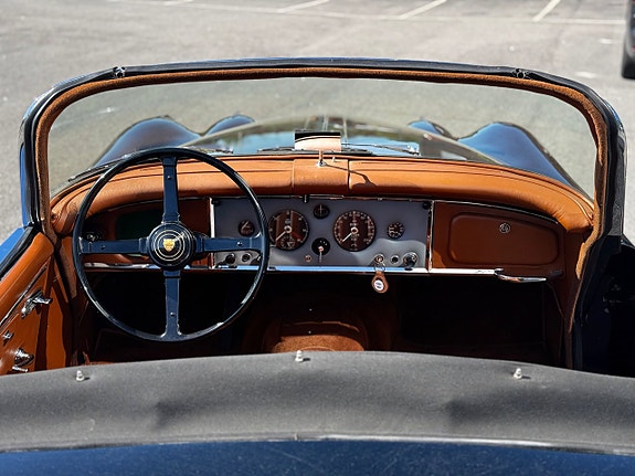 Jaguar XK150 18 of 24