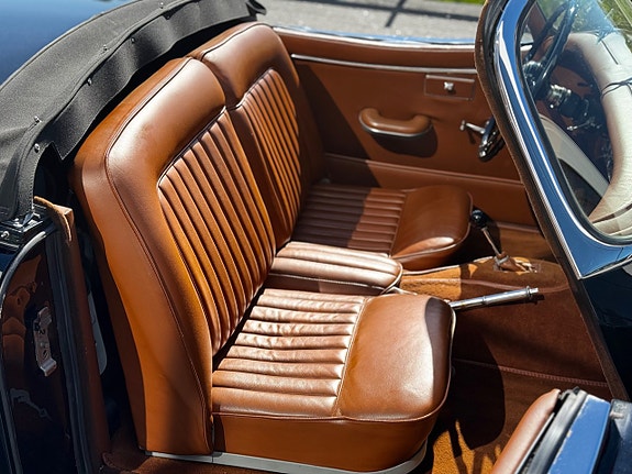 Jaguar XK150 16 of 24