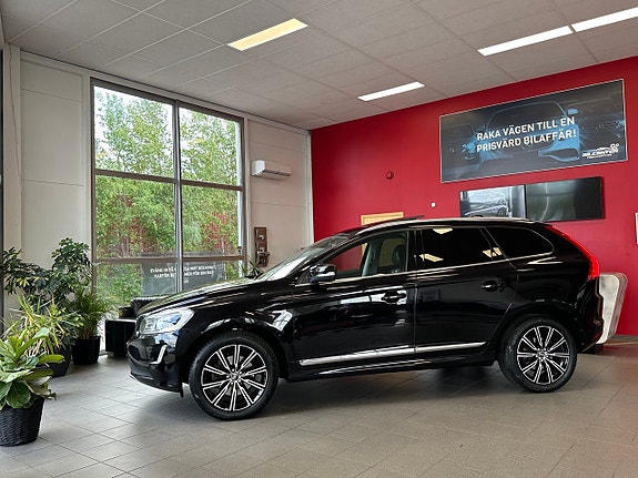 Volvo XC60 3 of 5
