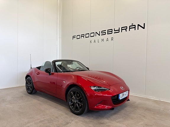 Mazda MX-5 3 of 5