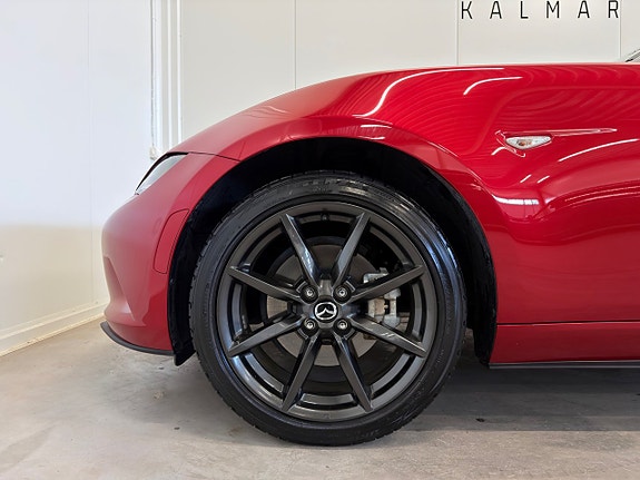 Mazda MX-5 13 of 23