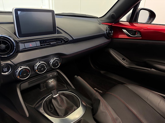 Mazda MX-5 19 of 23