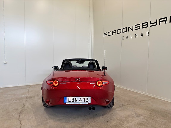 Mazda MX-5 12 of 23