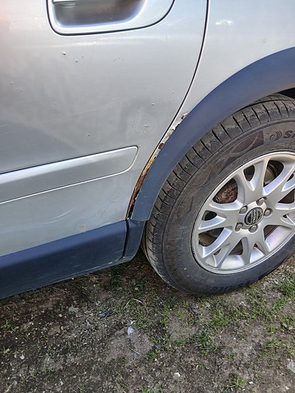 Volvo XC70 3 of 4