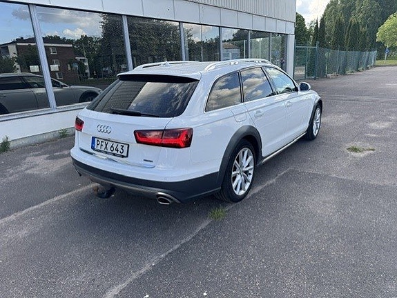 Audi A6 allroad 4 of 5