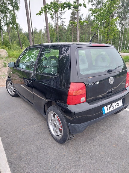Volkswagen Lupo 3 of 3