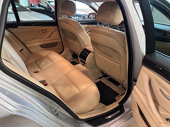 BMW 520d 12 of 19
