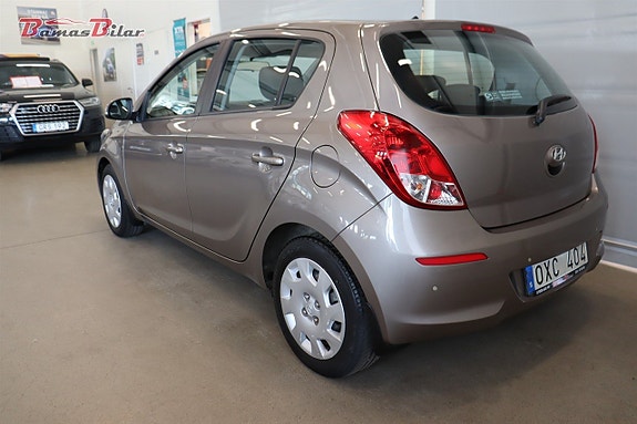 Hyundai i20 3 of 5