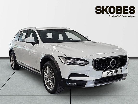 Volvo V90 Cross Country