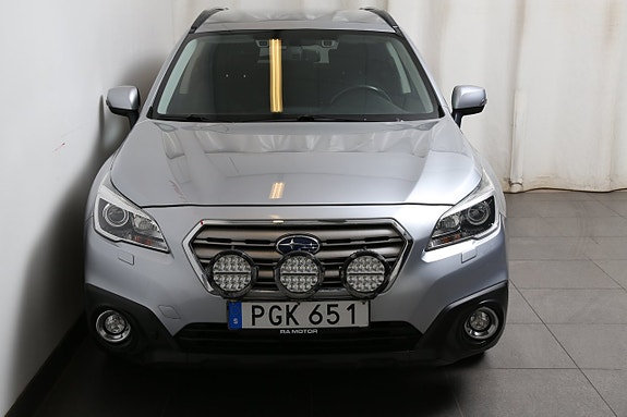 Subaru Outback 7 of 30