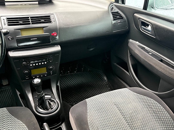 Citroen C4 14 of 15