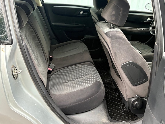 Citroen C4 11 of 15