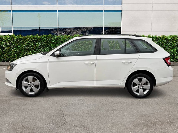 Skoda Fabia 4 of 5