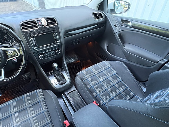 Volkswagen Golf I 14 of 16