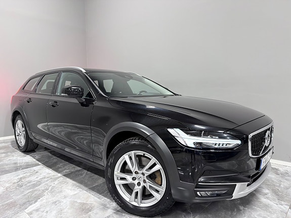 Volvo V90 Cross Country