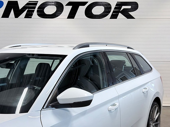 Skoda Superb 7 of 16