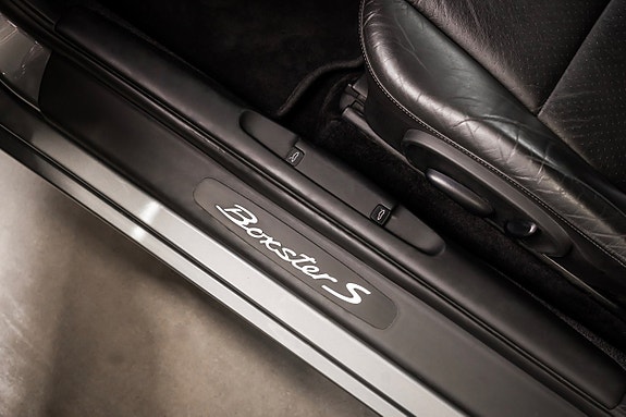 Porsche Boxster S 15 of 27
