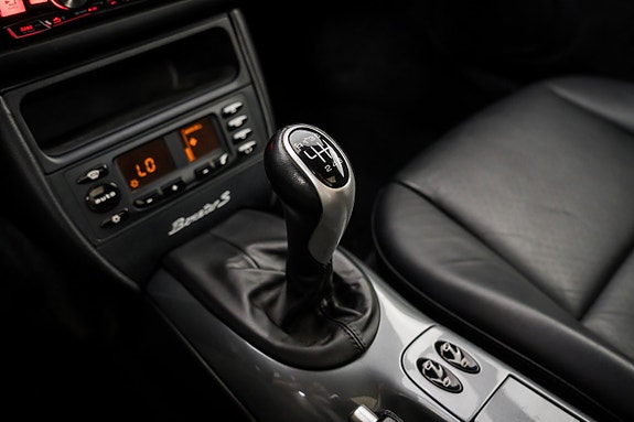 Porsche Boxster S 19 of 27