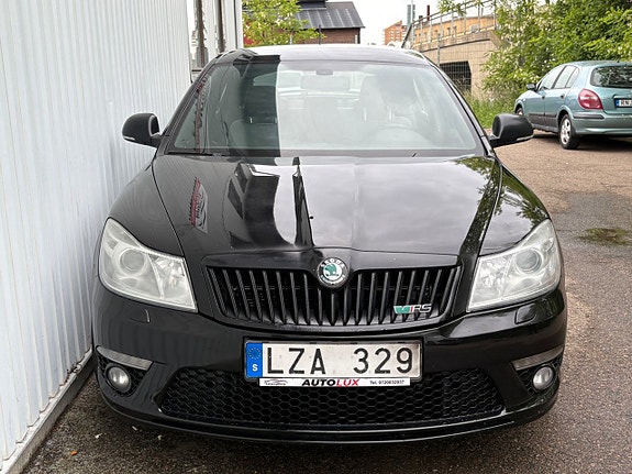Skoda Octavia RS 3 of 5