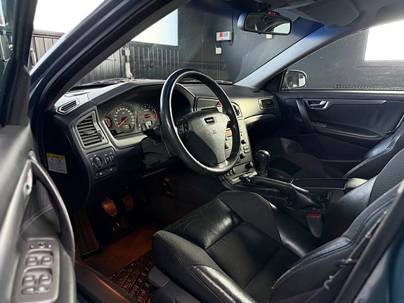 Volvo S60 5 of 5