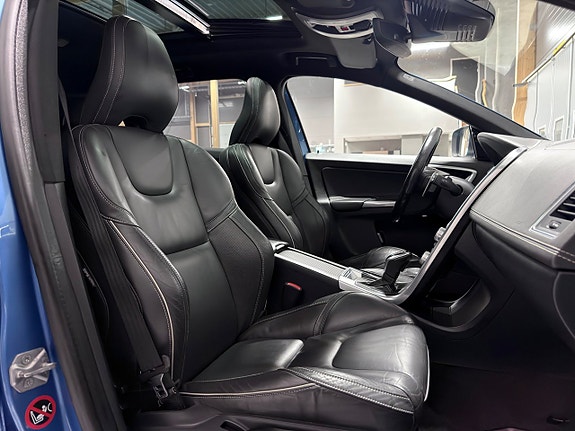 Volvo XC60 28 of 30