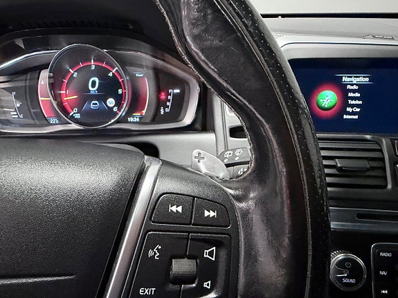 Volvo XC60 24 of 30