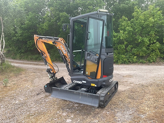 Case CX 19D 3 of 5