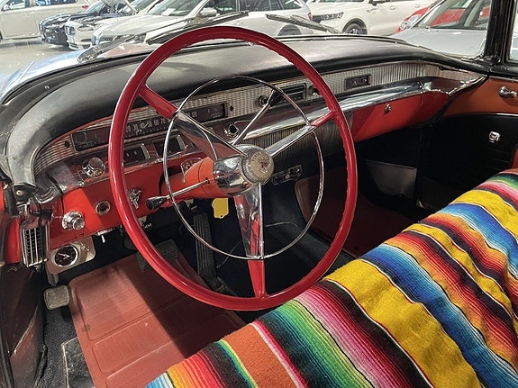 Buick Roadmaster 6 of 9
