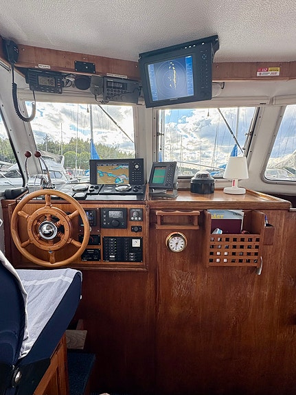 Husky Dane 900, Trawler med 2st Yanmar motorer från 2005 6 of 12