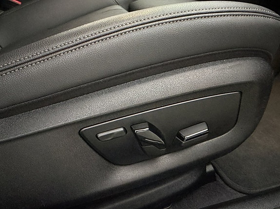 BMW 530e 17 of 30
