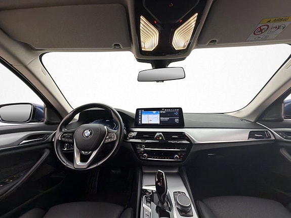 BMW 530e 19 of 30
