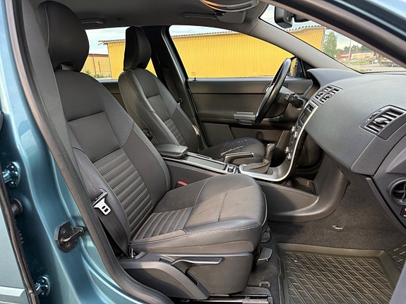 Volvo V50 11 of 14