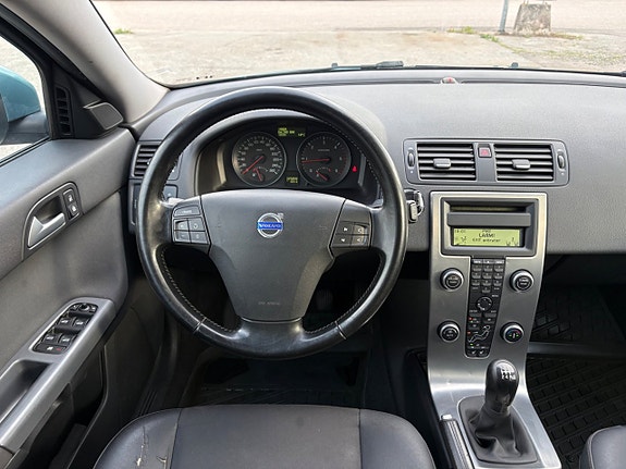 Volvo V50 8 of 14