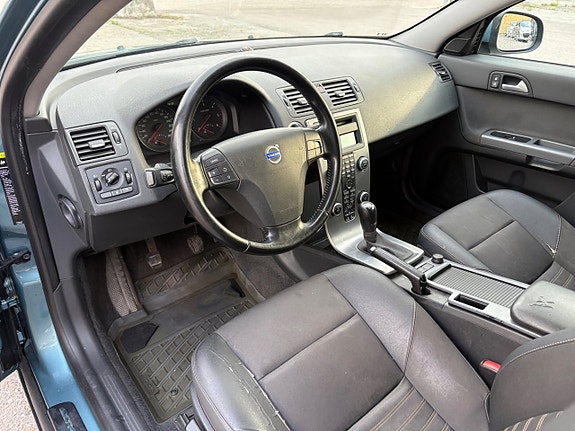Volvo V50 9 of 14