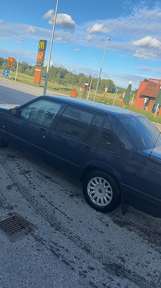 Volvo 940 2 of 5