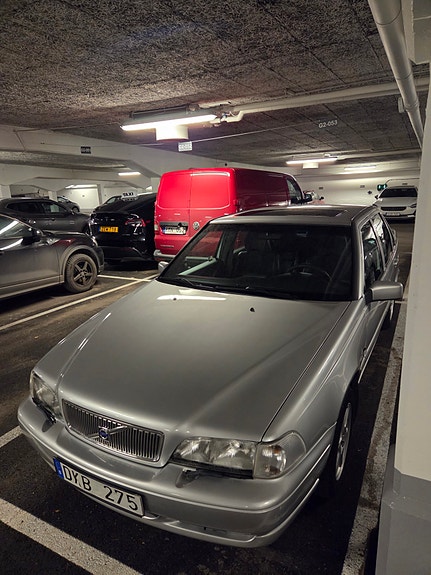 Volvo S70 4 of 5