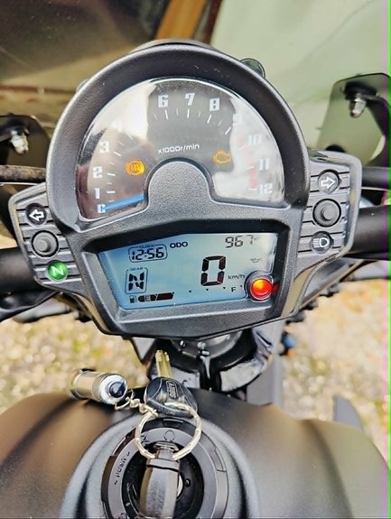 Kawasaki Vulcan S 6 of 9