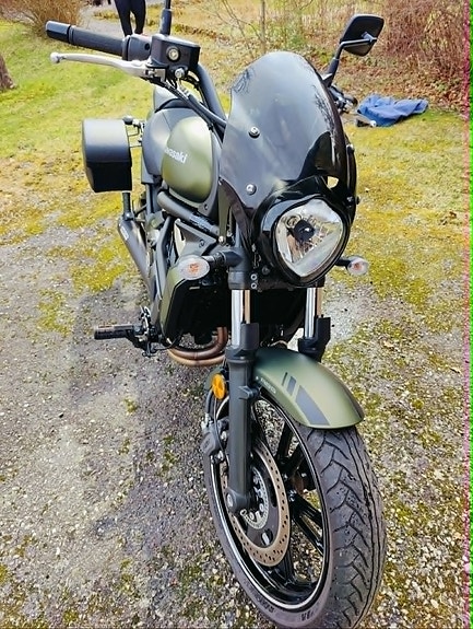 Kawasaki Vulcan S 2 of 9