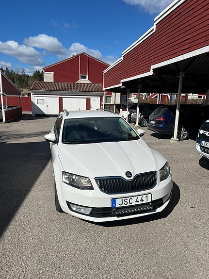 Skoda Octavia 4 of 5
