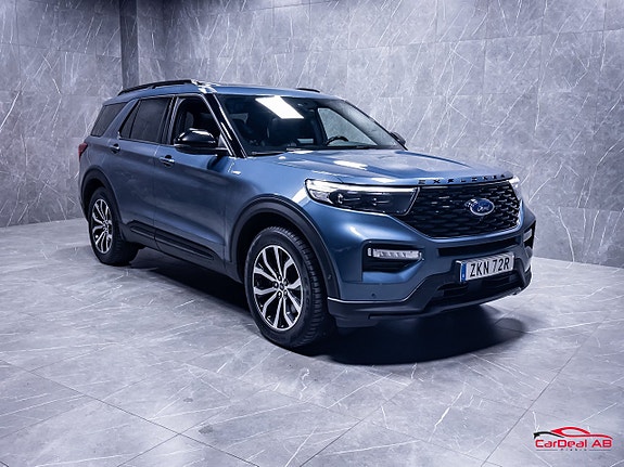 Ford Explorer 9 of 30