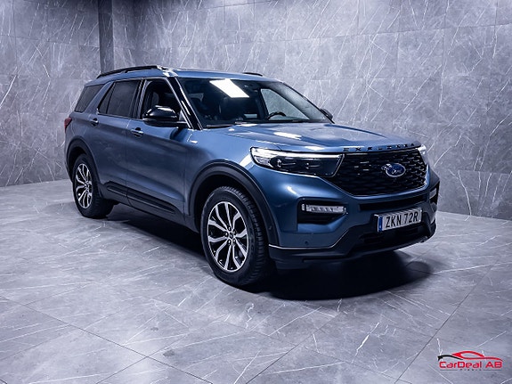 Ford Explorer 9 of 30