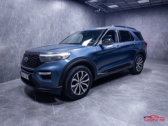 Ford Explorer 3 of 30