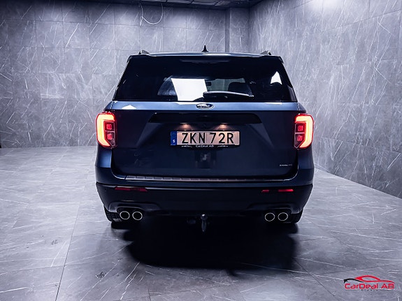 Ford Explorer 6 of 30