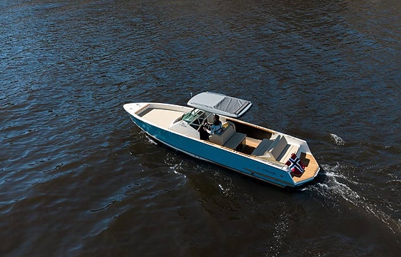 Cormate Super Utility 27 T-Top 5 of 12