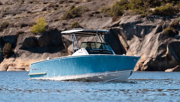 Cormate Super Utility 27 T-Top