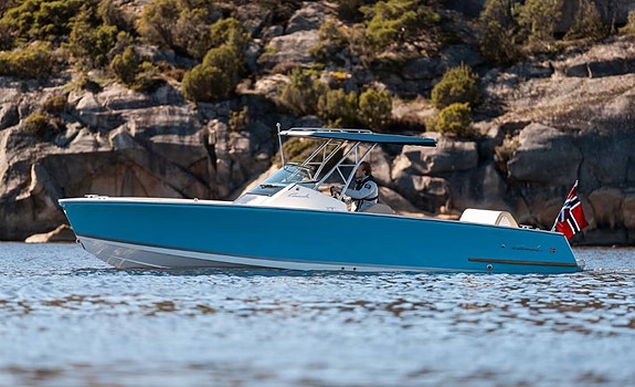 Cormate Super Utility 27 T-Top 2 of 12
